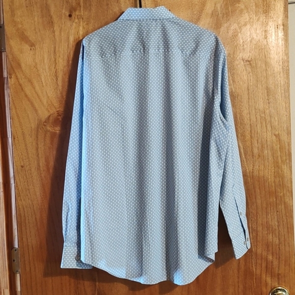 Van Heusen Studio Mens Slim Fit Wrinkle Free Shirt Light Blue White 17-17½ 34/35 - Picture 7 of 12